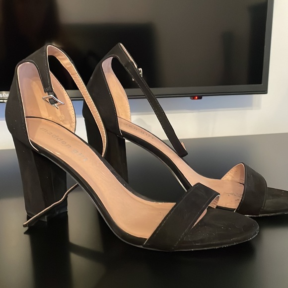 Steve Madden heels 8.5 - Picture 2 of 6